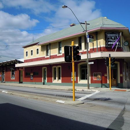 Hotel Moondyne Joe'S Fremantle Zewnętrze zdjęcie
